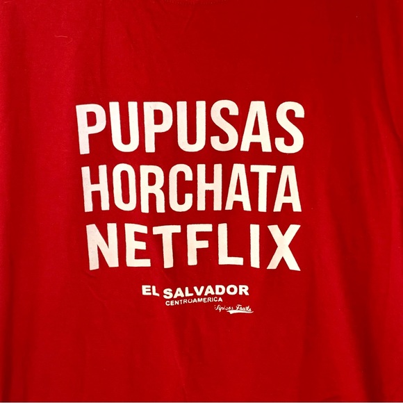 Men’s Red T Shirt Pupusas Horchata Netflix size Large 44 chest 27 Length - Picture 2 of 4